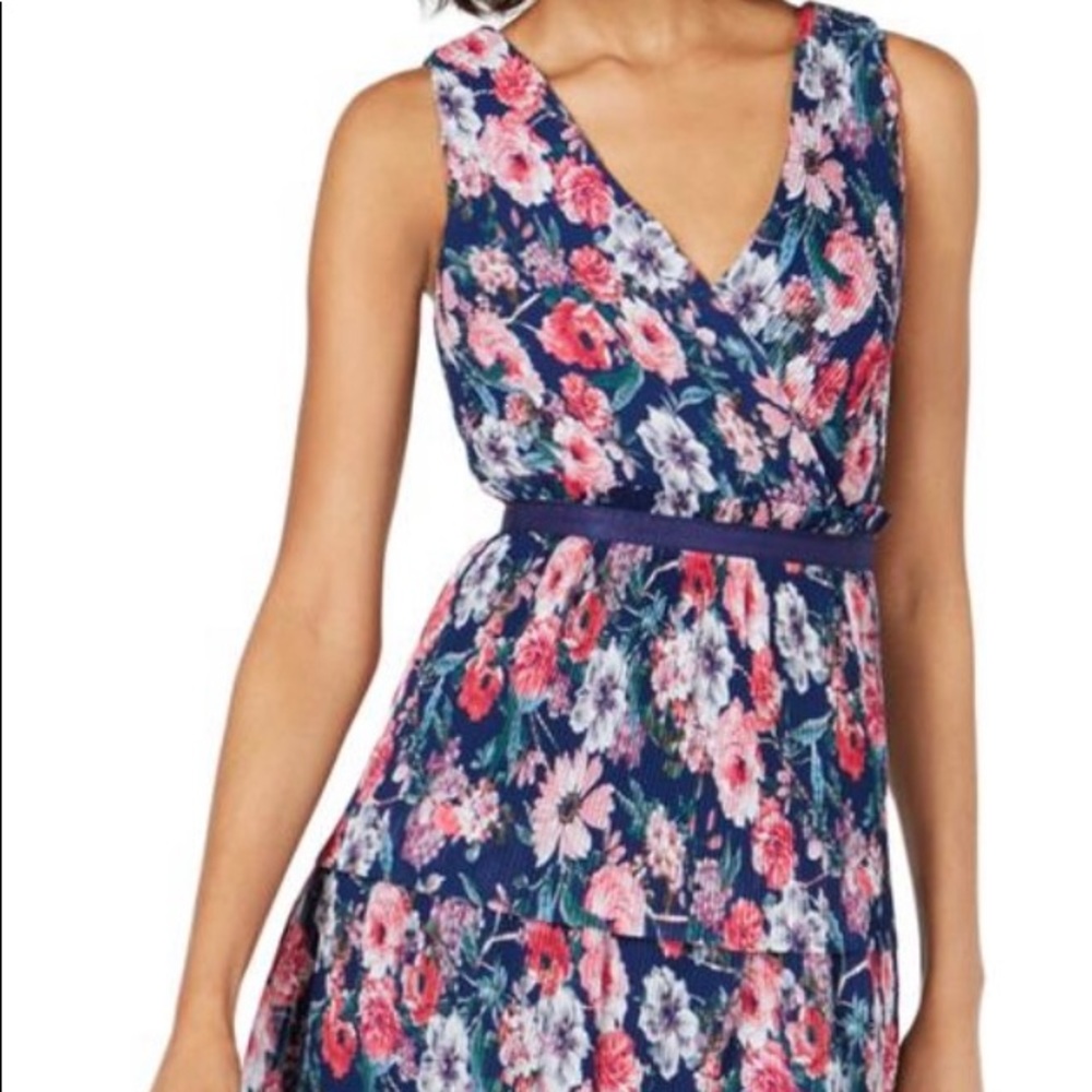 BNWT Floral Tiered Midi Dress sz2